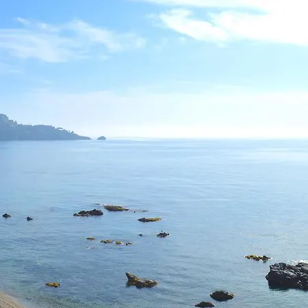 Πανσιόν Teocle Giardini Naxos